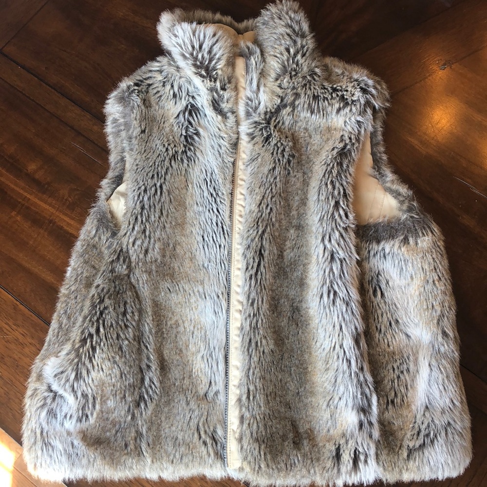 Faux fur vest - reversible